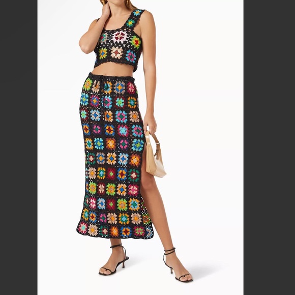 ALIX PINHO Love Squares Long Skirt in Crocheted Cotton - Picture 16 of 16